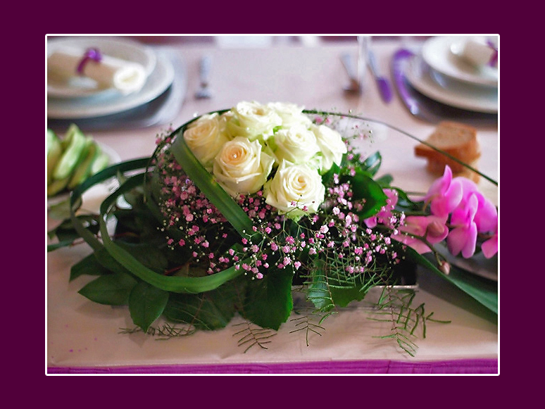 Blumenschmuck für Hochzeit - Roseblumengesteck